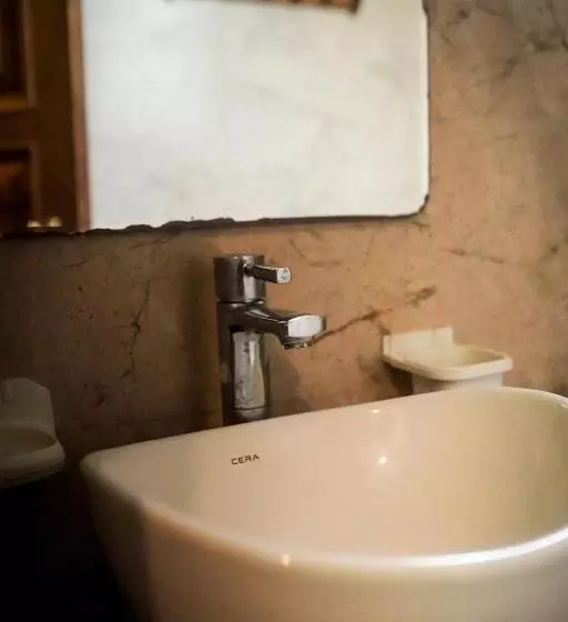 ホテル Mvt Guesthouse & Restaurant