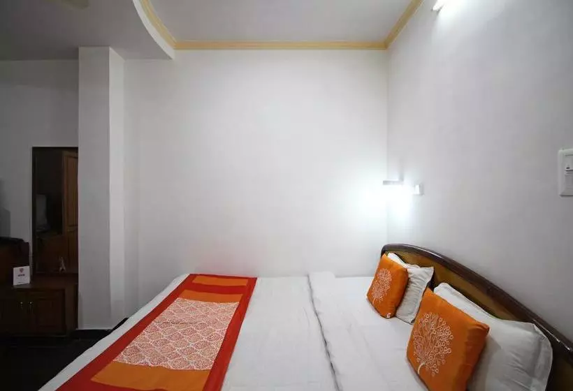 ホテル Goroomgo Dolls Inn Nainital