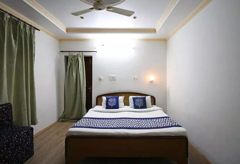 ホテル Goroomgo Dolls Inn Nainital