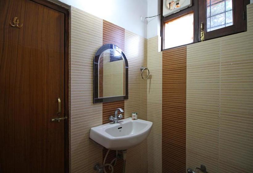 Hotell Goroomgo Dolls Inn Nainital