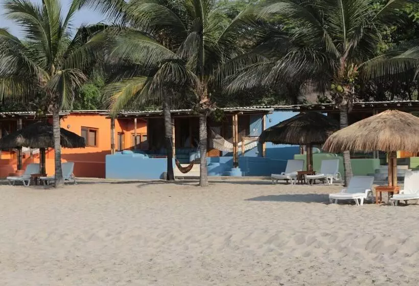 هتل Punta Sal Suites & Bungalows Resort