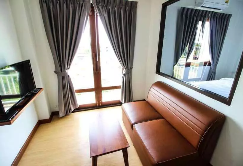 هتل Taishan Suites