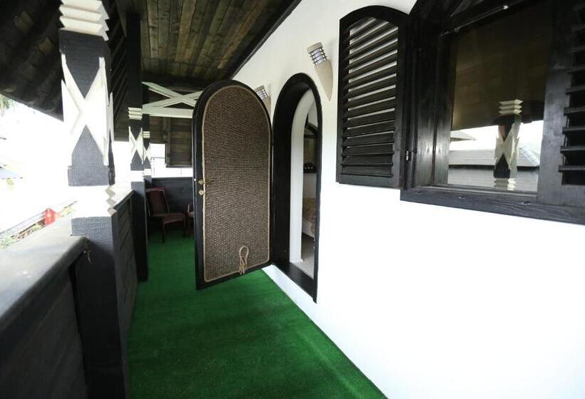 استراحتگاه Complex Lions Bucovina