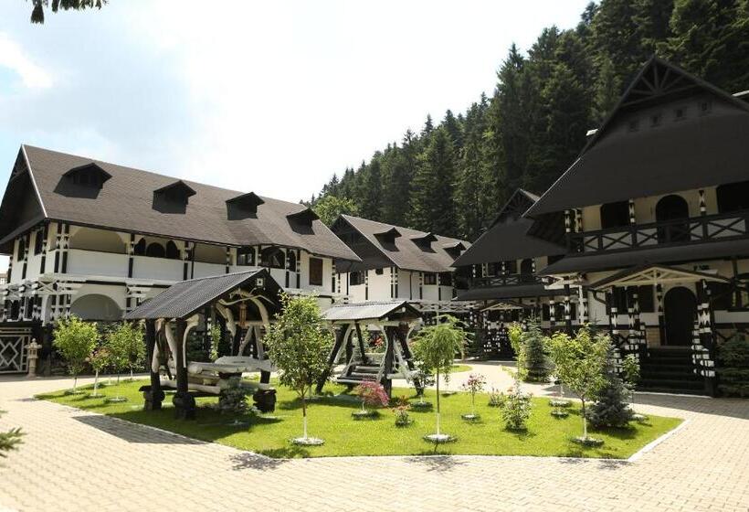 استراحتگاه Complex Lions Bucovina