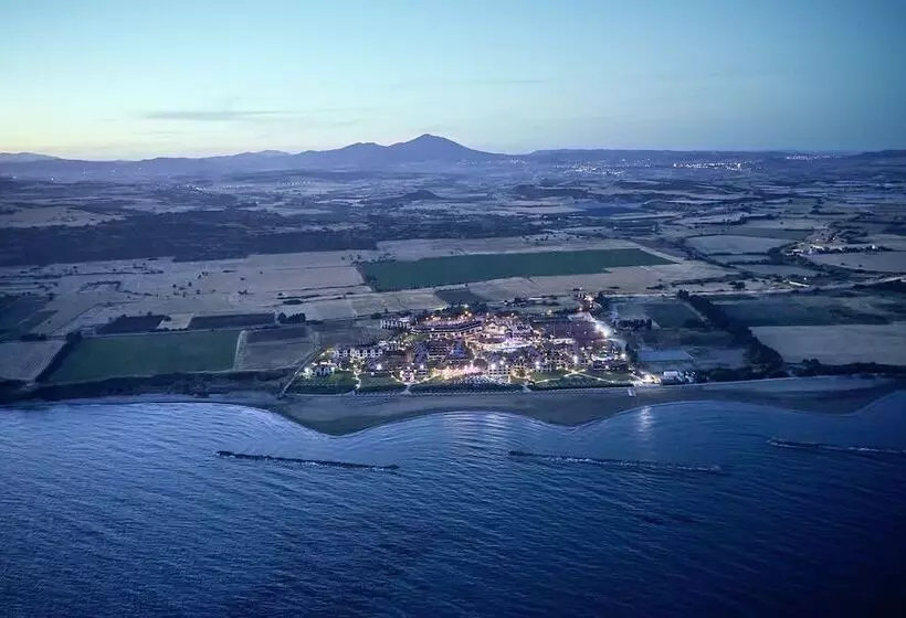 リゾートホテル Robinson Cyprus