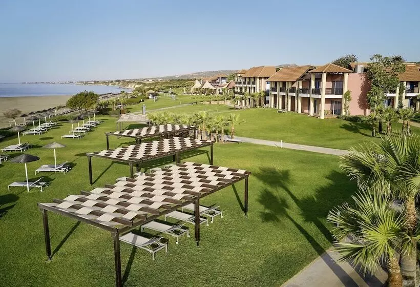 リゾートホテル Robinson Cyprus