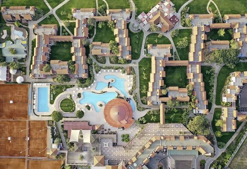 リゾートホテル Robinson Cyprus