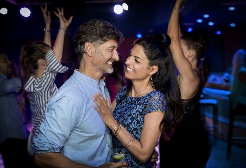 リゾートホテル Robinson Cyprus