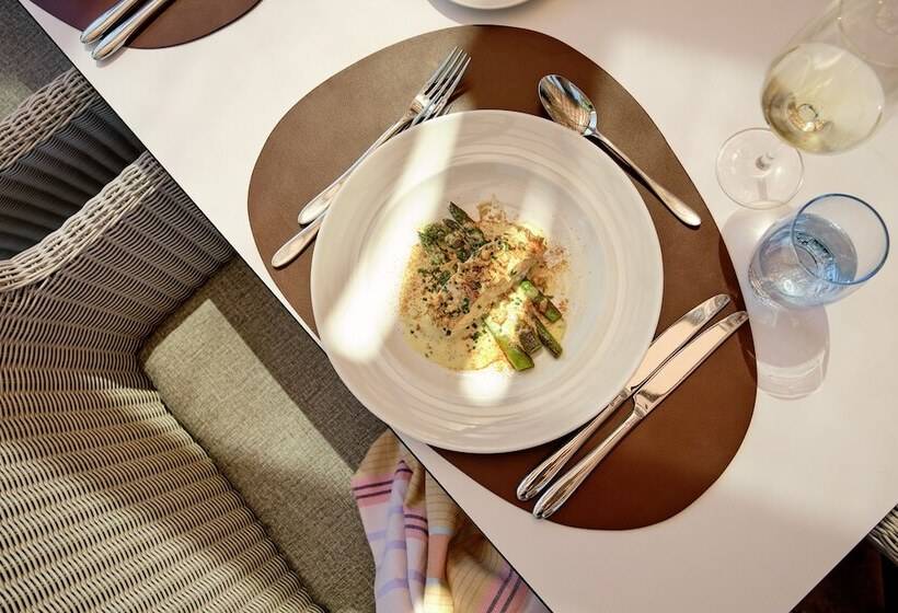 リゾートホテル Robinson Cyprus