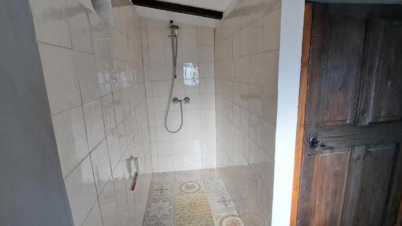 Bed and Breakfast Casa El Chorro