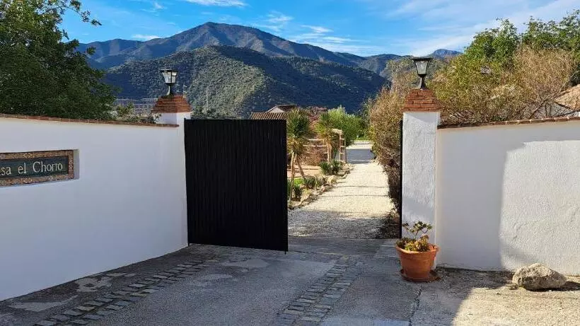 ベッドアンドブレックファースト Casa El Chorro