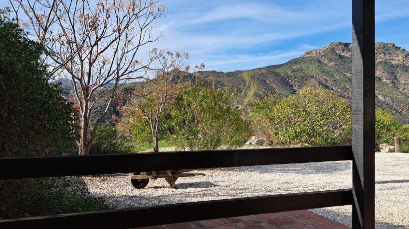 Bed and Breakfast Casa El Chorro