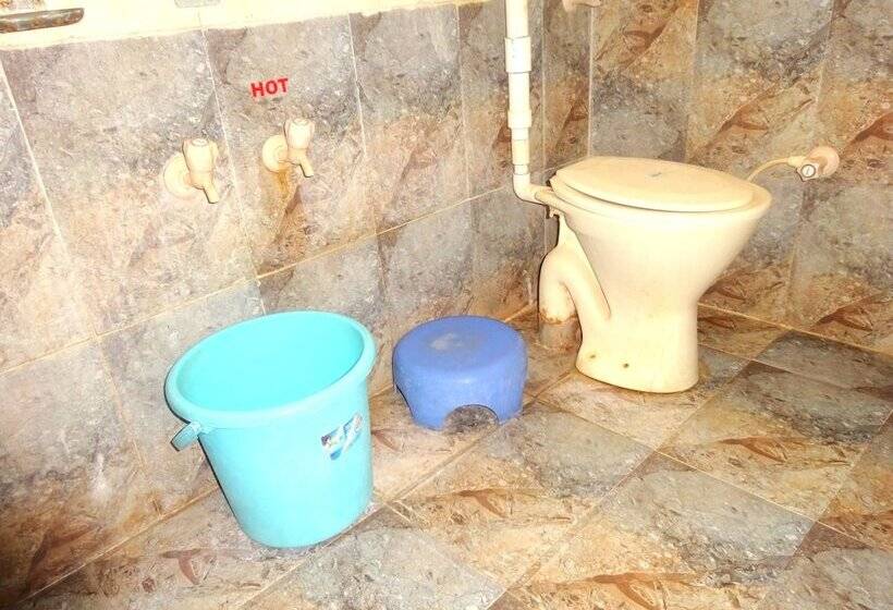 Hotel Raj Palace By Sky Stays