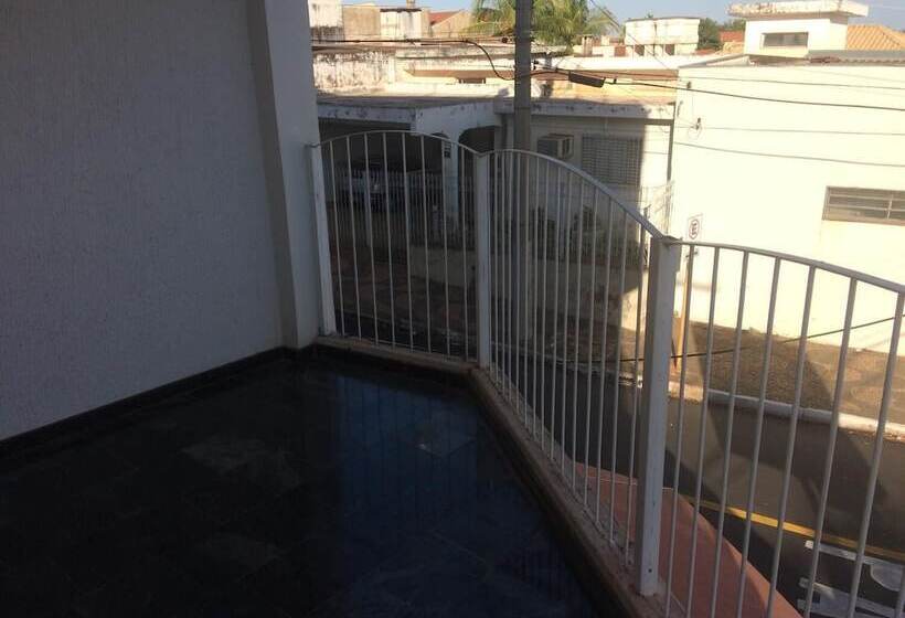 Отель Roda Viva Park