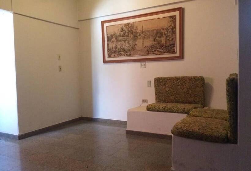 Отель Roda Viva Park