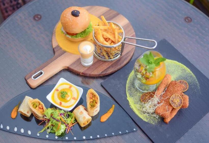 فندق The Golden Crown