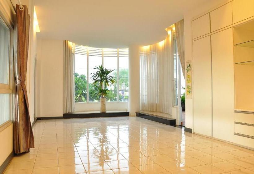 Mekong Hotel & Restaurant