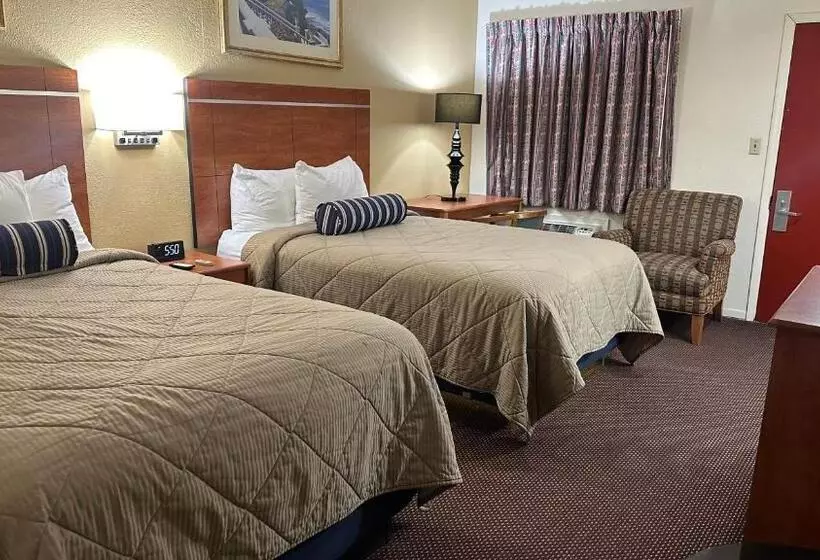 モーテル Economy Inn