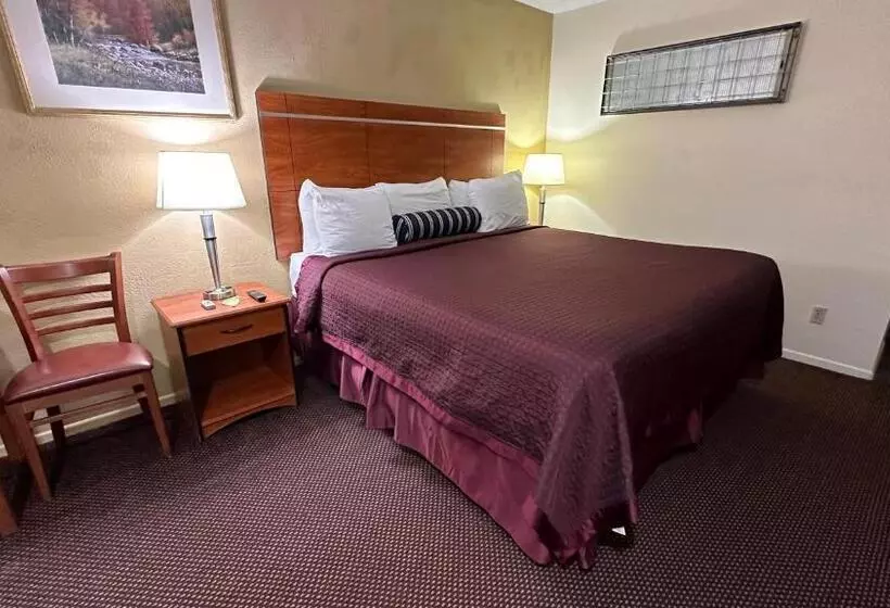 モーテル Economy Inn