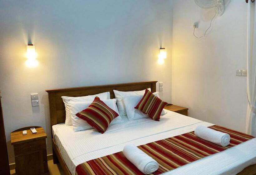 مبيت وإفطار Cenreeza Airport Villa