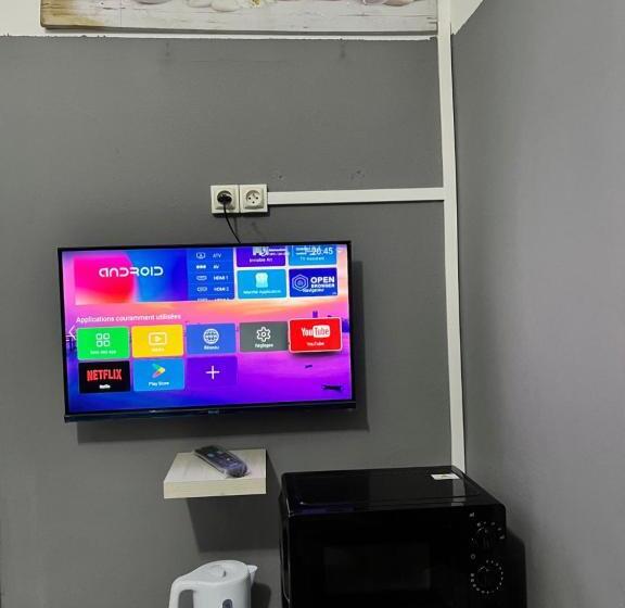 민박 Chambre D Hôte Azur Chirongui