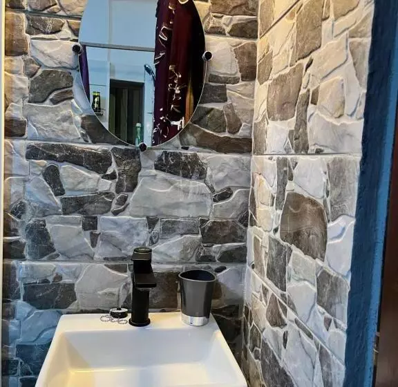 Aamiaismajoitus (B&B) Chambre D Hôte Azur Chirongui