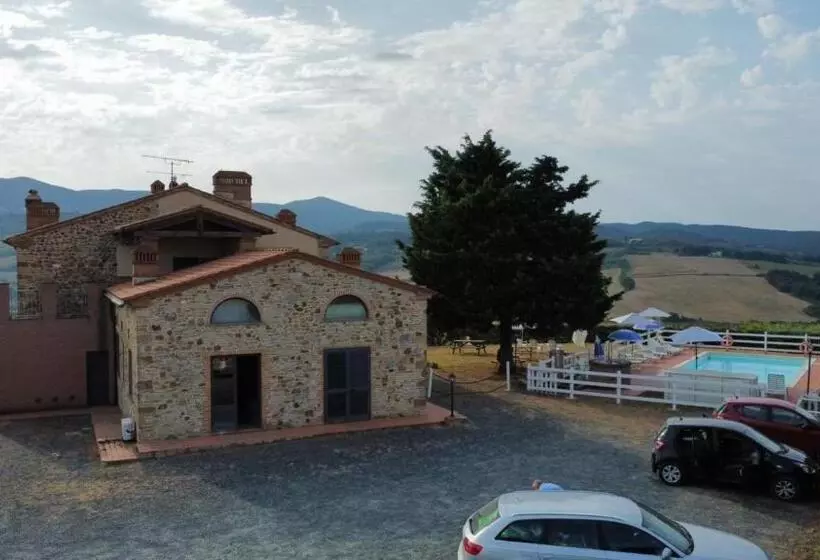 ホテル Casale Poggio Meone