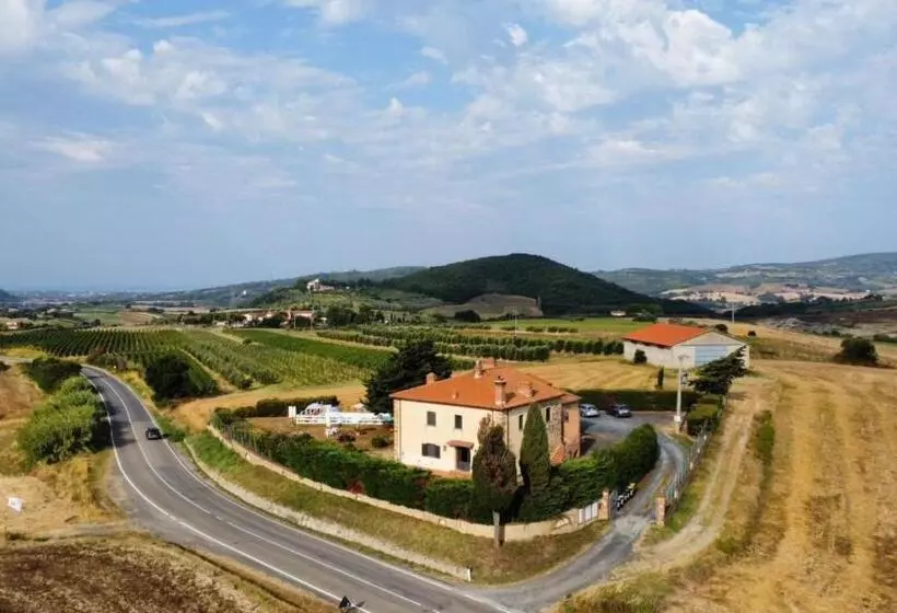 ホテル Casale Poggio Meone