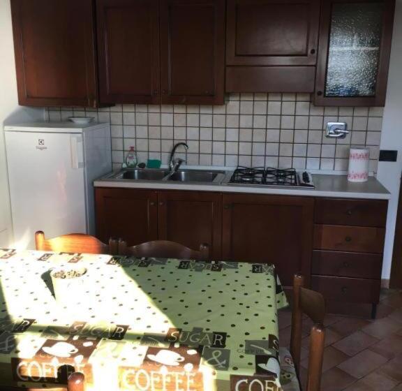 בית מלון כפרי Casale Poggio Meone