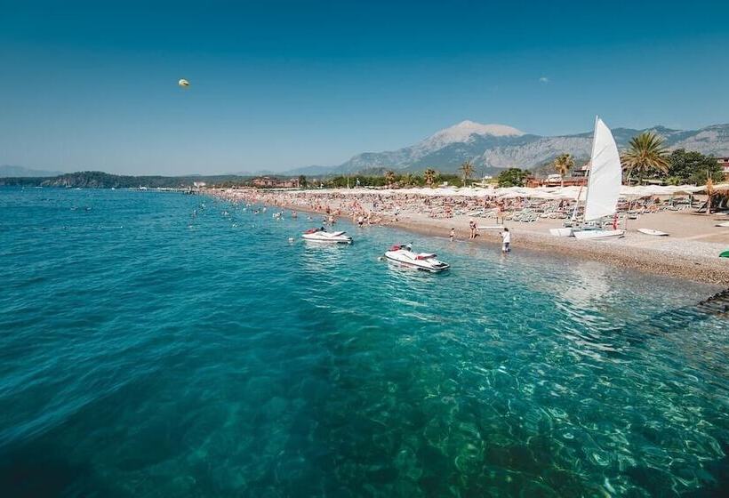 هتل Kemer Royal Beach