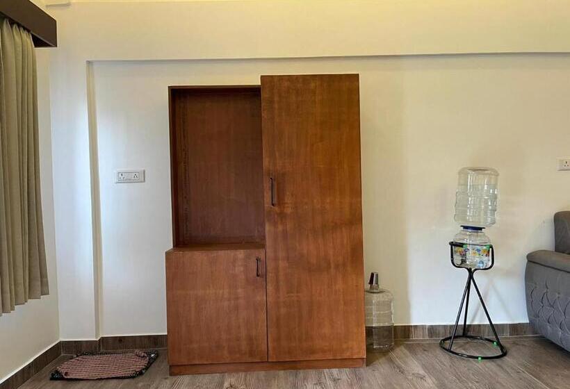 בית מלון כפרי Ksj Cottage Kodaikanal