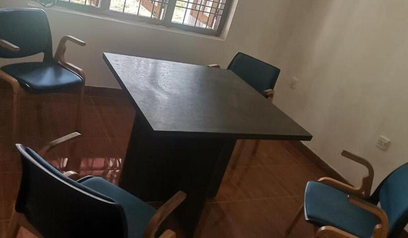 ホテル Mahaweli Holiday Bungalow