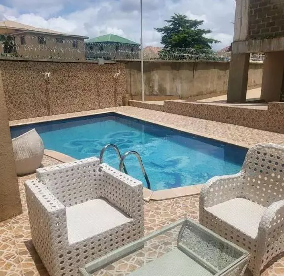 هتل Rita S Place Abuja