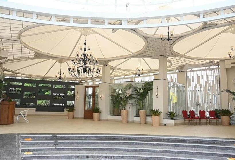 هتل Sapphire Blue