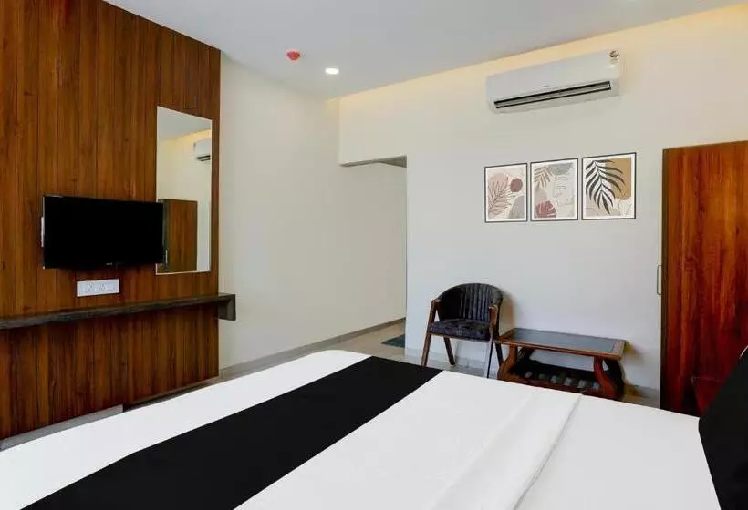 Oyo Hotel Shreeji