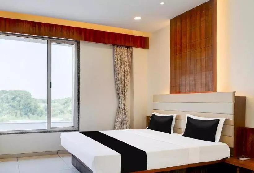 Oyo Hotel Shreeji