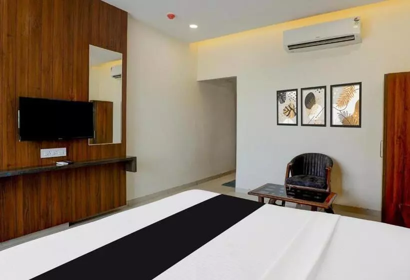 Oyo Hotel Shreeji