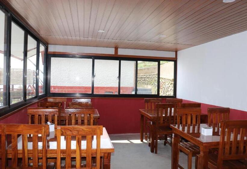 استراحتگاه Suryachaur Nature Retreat