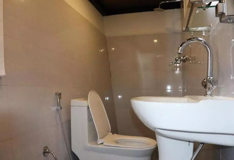 استراحتگاه Suryachaur Nature Retreat