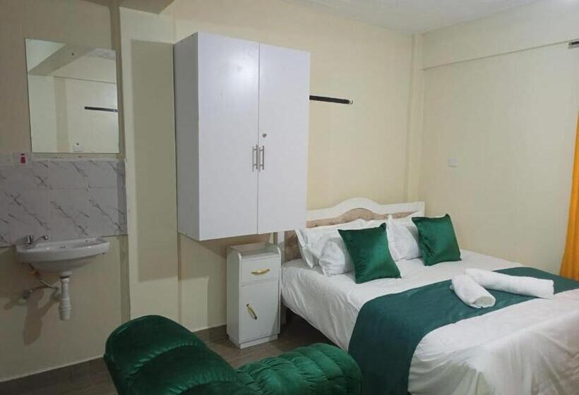 تختخواب و صبحانه Nanyuki Homes