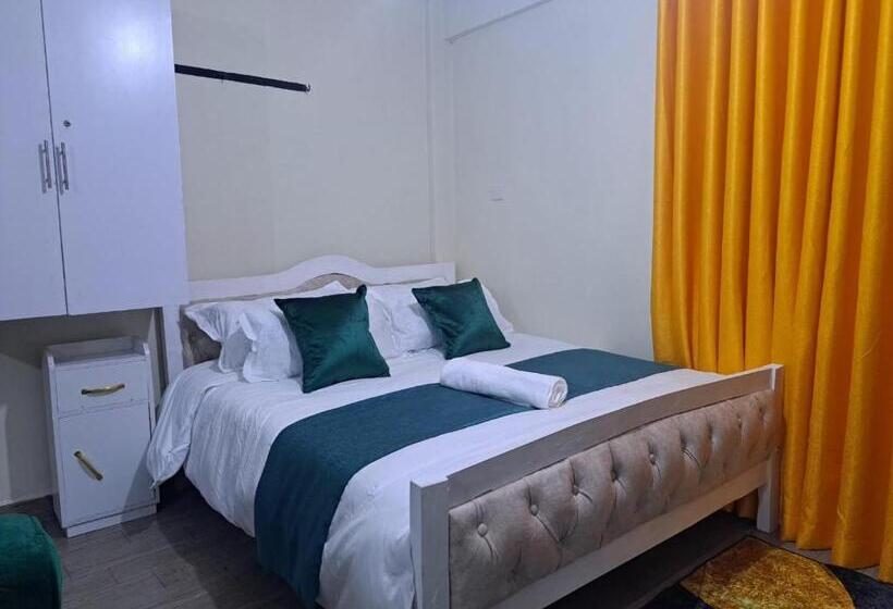 تختخواب و صبحانه Nanyuki Homes