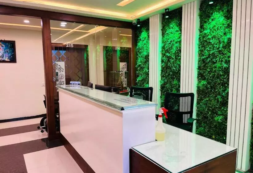 Goroomgo Hotel Jay Shree Palace Ujjain
