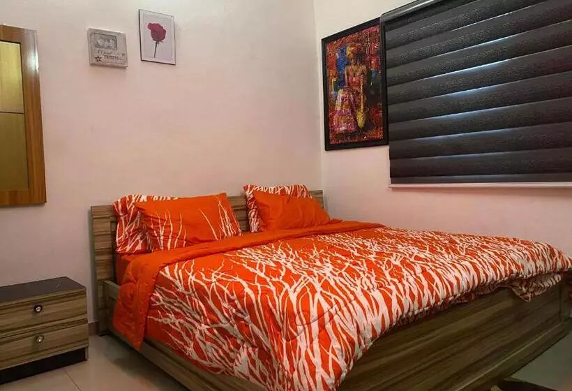هتل Bom S Apartment Ltd