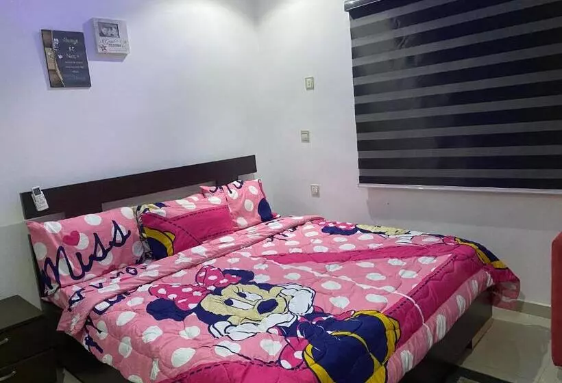 هتل Bom S Apartment Ltd