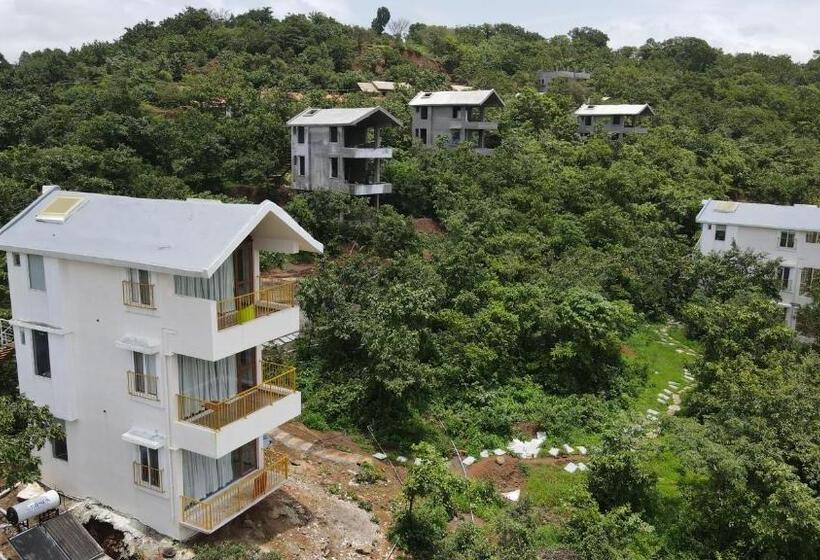 Otel Eshi Resorts And Restaurant   Bhimashankars Jungle Luxury Resort