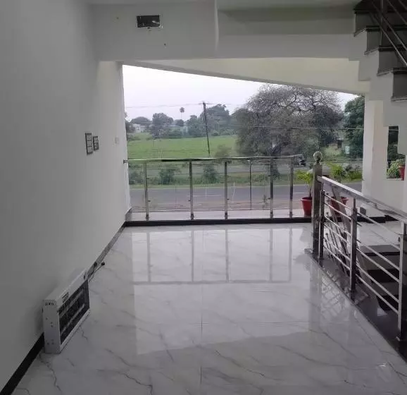 Hotelli Moonlight & Restaurant