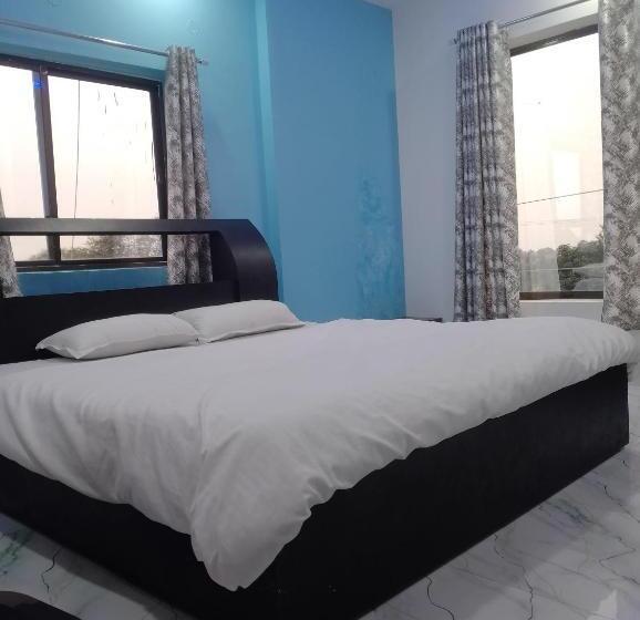 בית מלון כפרי Moonlight & Restaurant