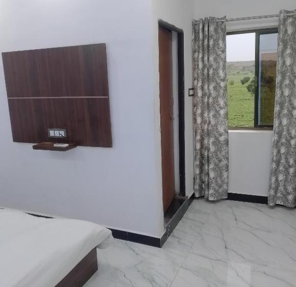 בית מלון כפרי Moonlight & Restaurant