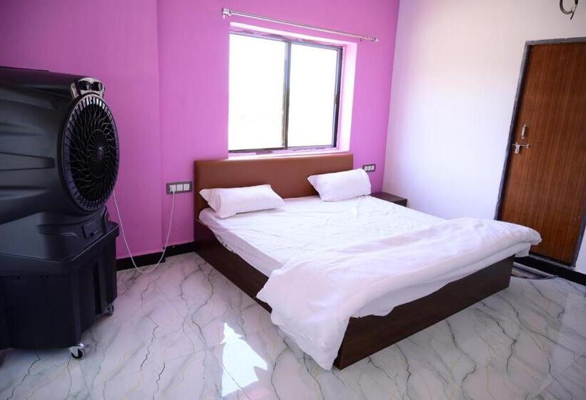 בית מלון כפרי Moonlight & Restaurant