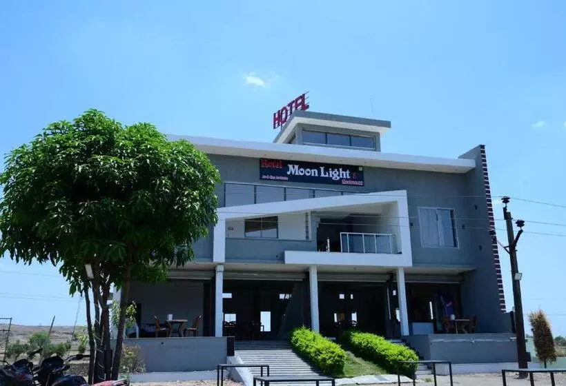 Hotelli Moonlight & Restaurant